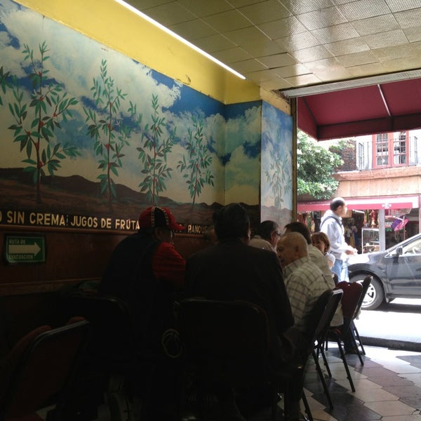 7/11/2013에 Inti A.님이 Café Río에서 찍은 사진