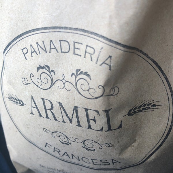 Foto tirada no(a) Armel Panadería Francesa por Inti A. em 11/7/2020