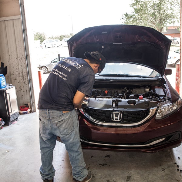 Friendship Paint and Body Shop Suwanee 1020 McGinnis Park Ct