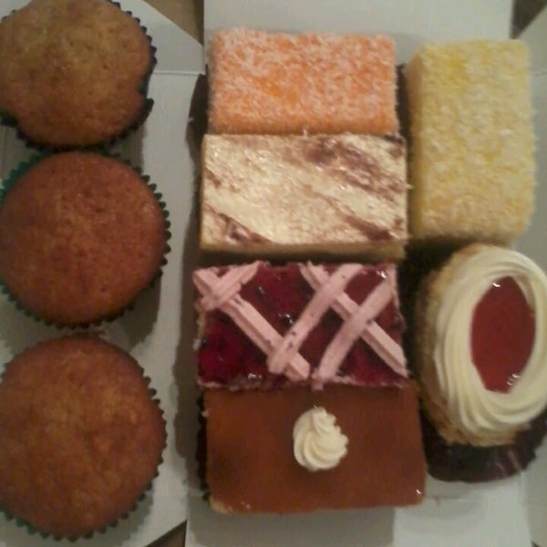 Saint Honore Cake