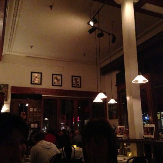 11/14/2012 tarihinde Stephon H.ziyaretçi tarafından Croce&#39;s Restaurant &amp; Jazz Bar'de çekilen fotoğraf