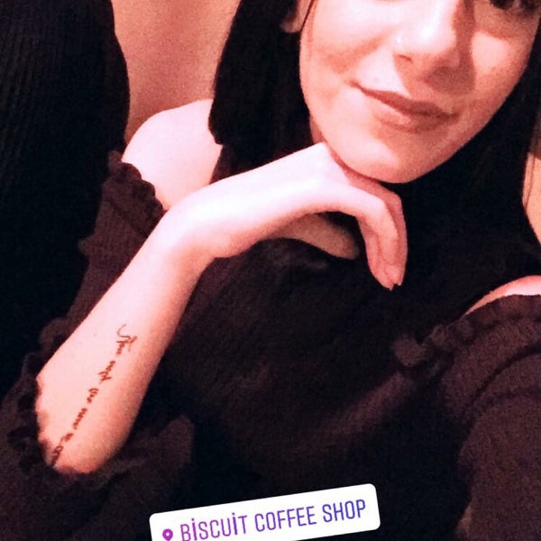 Photo taken at Biscuit Coffee Shop by Ayşegül A. on 4/3/2018