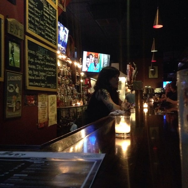 Photo taken at Floyd&#39;s Pub by Jim O. on 9/7/2014