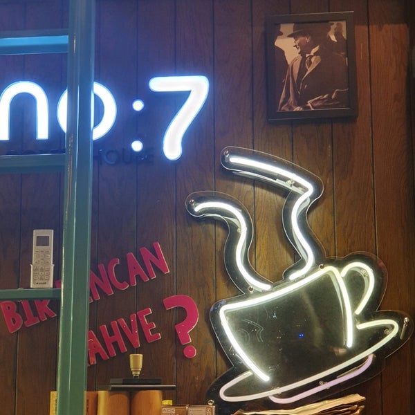 Foto diambil di No:7 Coffee House oleh Emine D. pada 12/11/2019