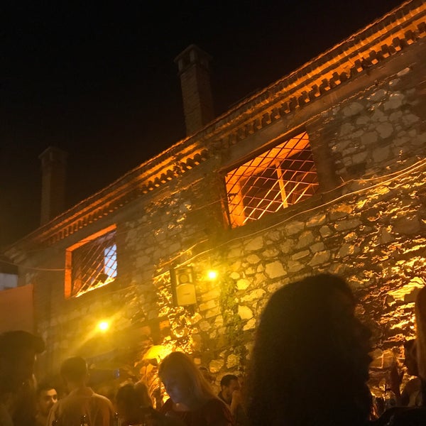 8/10/2019にBurcuがİş Cocktail Bar 🍹🍸🍻で撮った写真