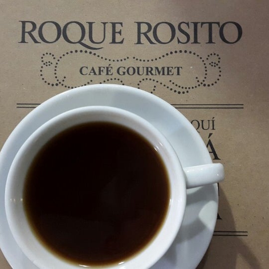 Foto tirada no(a) Roque Rosito Café Gourmet por Billy Q. em 5/30/2014