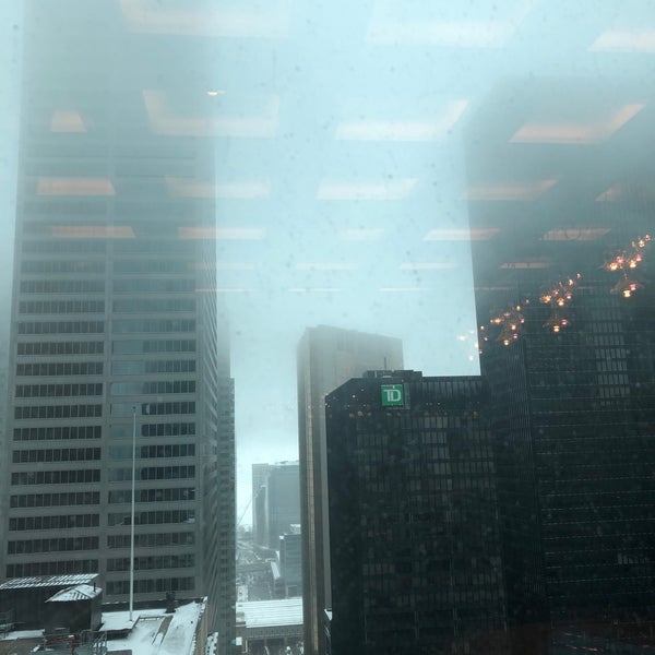 Das Foto wurde bei The Adelaide Hotel Toronto von Doug D. am 2/11/2018 aufgenommen