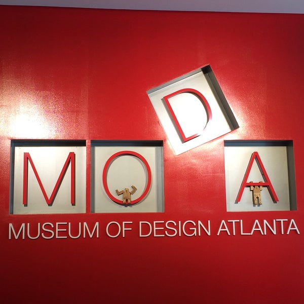 Photo taken at Museum of Design Atlanta (MODA) by McKenzie on 12/27/2014