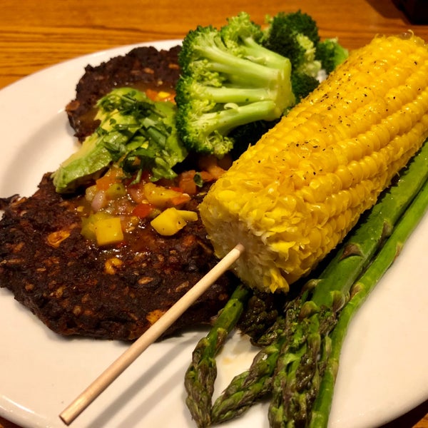 Photo taken at Chili&#39;s Grill &amp; Bar by Leon S. on 6/16/2019