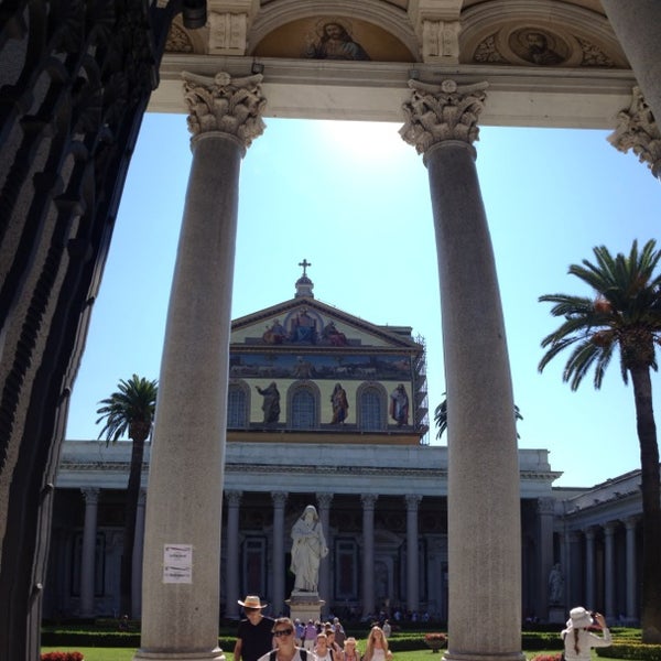 Das Foto wurde bei Hotel Ambasciatori Palace von Patty v. am 8/6/2014 aufgenommen