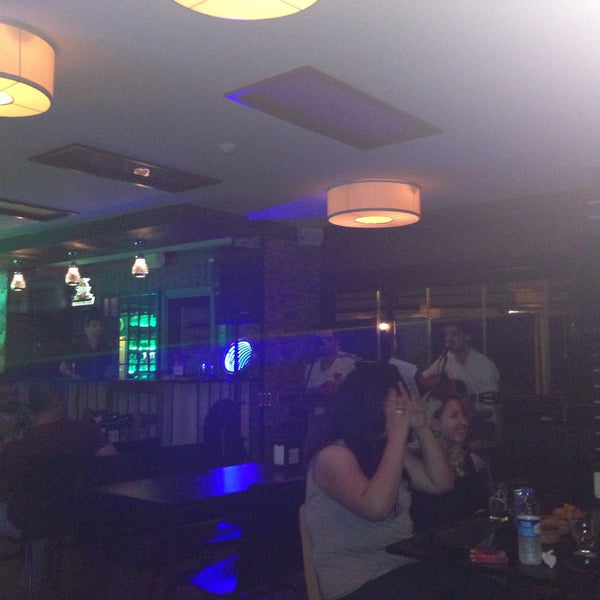 5/10/2013에 Mehmet K.님이 Chevita Cafe &amp; Bar에서 찍은 사진