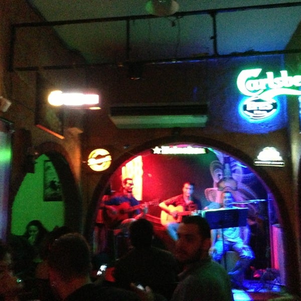 6/15/2013에 Mehmet K.님이 Nargile Cafe&amp;Bar에서 찍은 사진