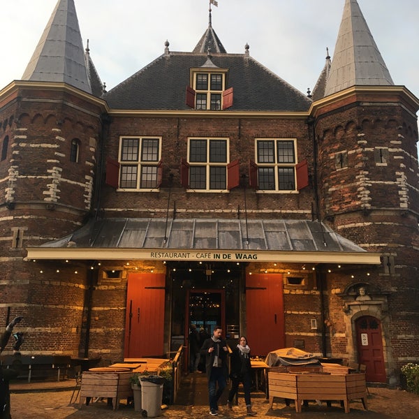 Photo taken at Restaurant-Café In de Waag by Amin S. on 11/9/2019