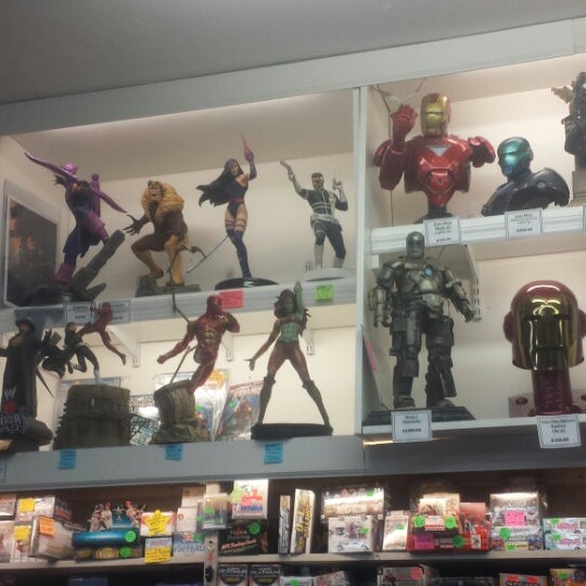Photo taken at Royal Collectibles by juan p. on 5/3/2014