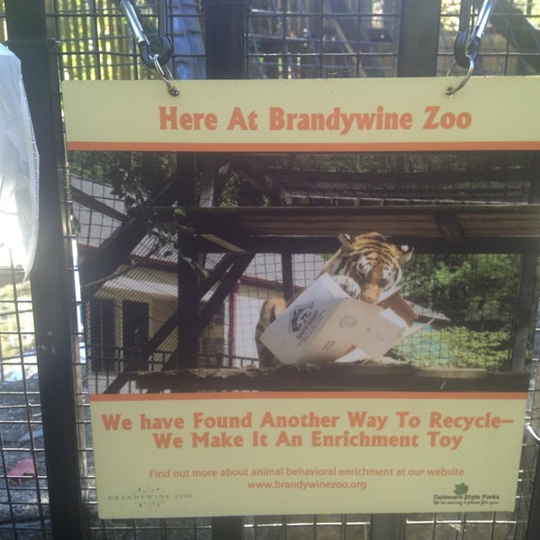 Foto diambil di Brandywine Zoo oleh Bea M. pada 10/28/2013