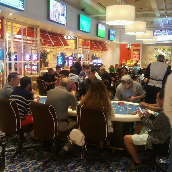 Photos At Encore Poker Room The Strip Paradise Nv