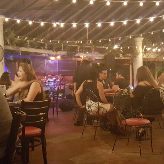 Photo taken at Infusions Eats &amp; Drinks by Enrique G. on 7/9/2016