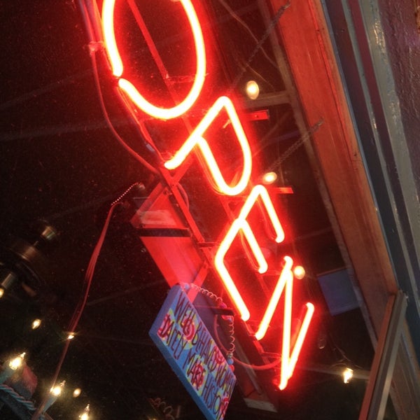 Photos at Dundee Cork & Bottle Dundee 11 tips from 655 visitors