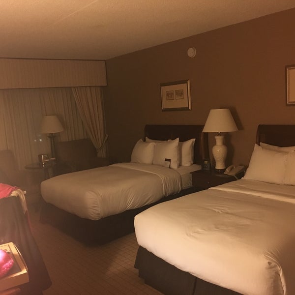 Photo taken at DoubleTree by Hilton Hotel Newark Airport by Ashley P. on 4/9/2016