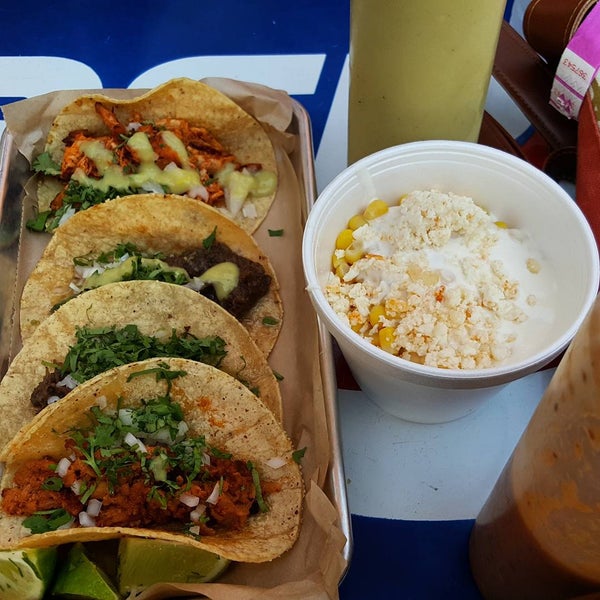 Photo taken at Taqueria La Ventana by Kyle T. on 7/31/2015