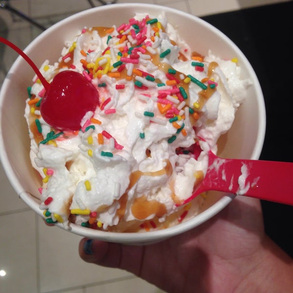 Mochi Frozen Yogurt (Now Closed) Frozen Yogurt Shop in Jacksonville