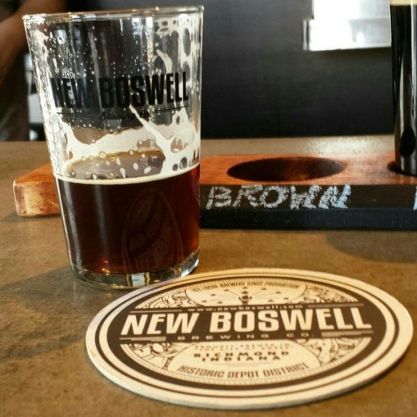 Foto tirada no(a) New Boswell Brewing Co por Mike W. em 4/24/2016