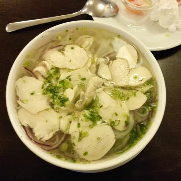 Photo taken at Phở Việt by Boria K. on 1/21/2015
