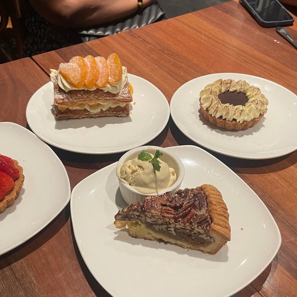 Kenny Hills Bakers, IOI City Mall Café