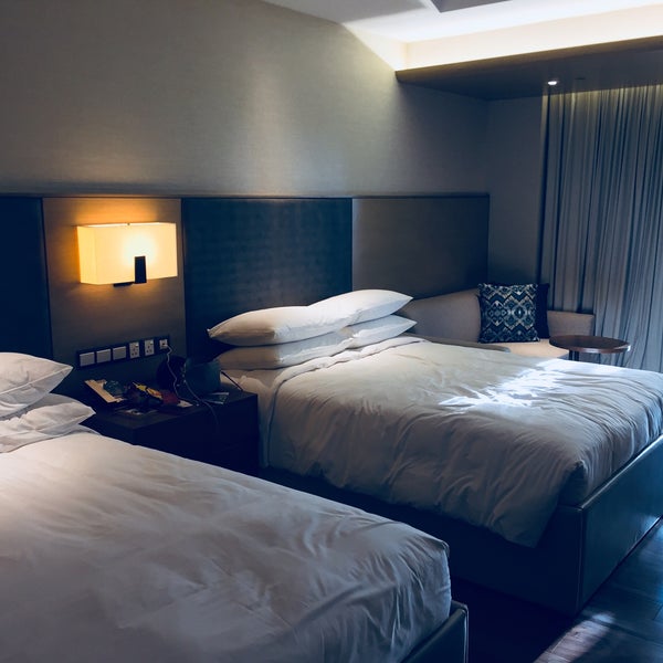 รูปภาพถ่ายที่ Miri Marriott Resort &amp; Spa โดย Ira S. เมื่อ 4/26/2018