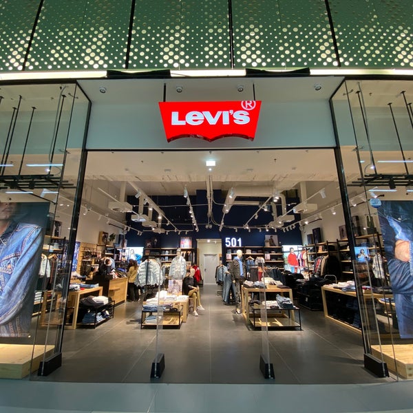 Levis – City Mall Costa Rica