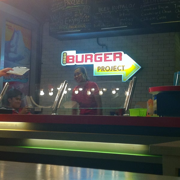 9/12/2013에 Shaira O.님이 BRGR: The Burger Project에서 찍은 사진