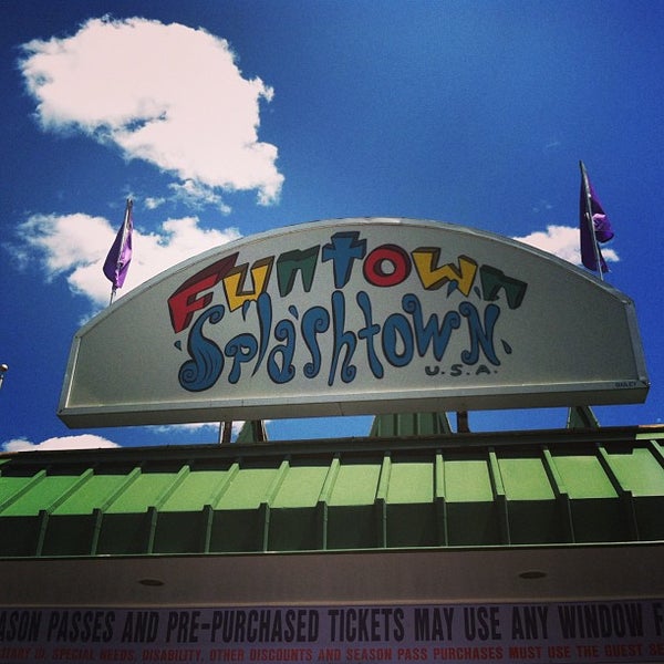 Photo taken at Funtown Splashtown USA by Caroline H. on 6/15/2013