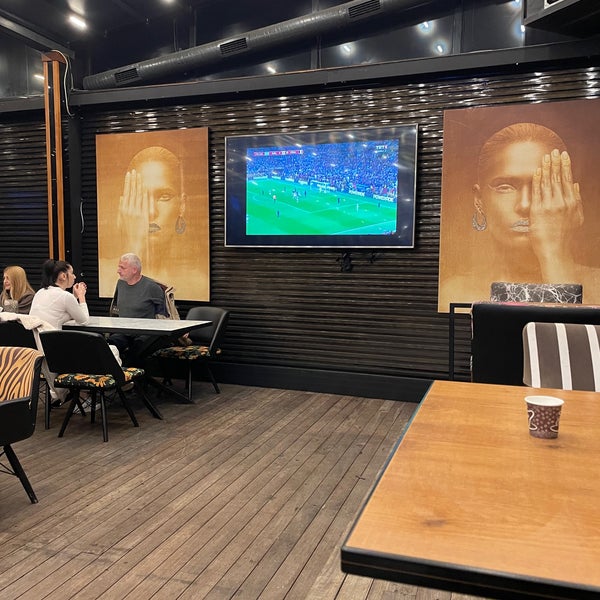 Foto scattata a Para Cafe &amp; Restaurant da Khaled Aljuhani 🇸🇦 il 12/18/2022