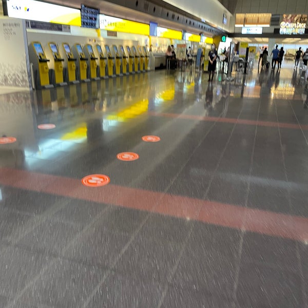 Photos At スカイマーク チェックインカウンター Airport Ticket Counter In 大田区