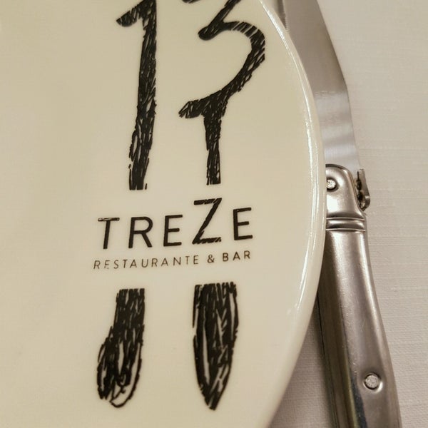 Photo prise au TreZe Restaurante &amp; Bar par Avelino le12/16/2020