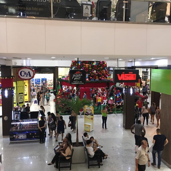 Photo taken at Shopping Pátio Belém by Noelle F. on 12/14/2017
