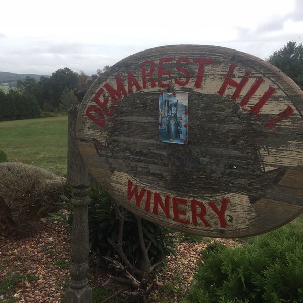 Demarest Hill Winery Winery in Warwick
