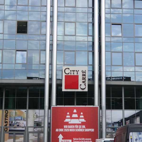 รูปภาพถ่ายที่ City Carré โดย Jörg เมื่อ 7/14/2020