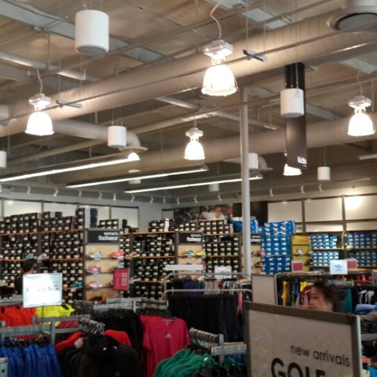 Adidas top outlet 2013