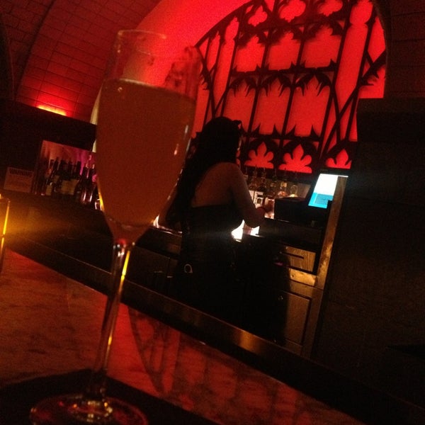 3/6/2013에 Joseph S.님이 Cellar Bar at Bryant Park Hotel에서 찍은 사진