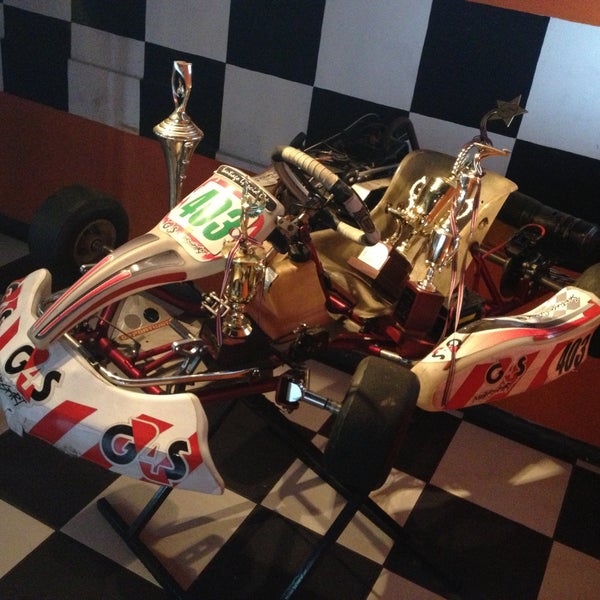 Foto tirada no(a) Formula Kart Indoor por Emiliano G. em 4/20/2013