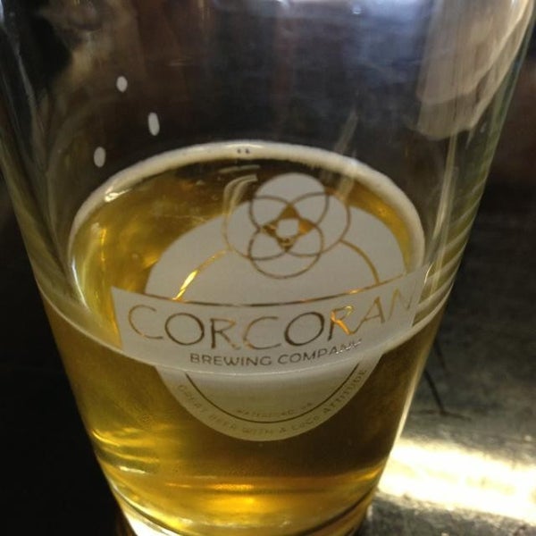 Photo prise au Corcoran Brewing Co. par Kevin S. le9/7/2013