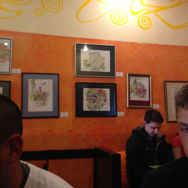 5/25/2013 tarihinde Quentin C.ziyaretçi tarafından Pat&#39;s Cafe'de çekilen fotoğraf
