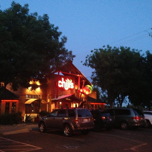 Photo taken at Chili&#39;s Grill &amp; Bar by Aaron B. on 5/26/2013