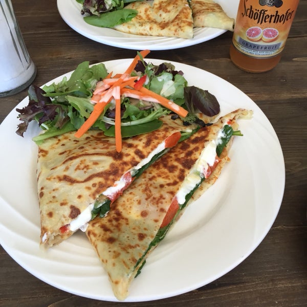 The omelet crepes are sooo good! I had spinach and goats cheese.