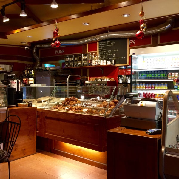 ресторан chez marcel paris. Proust "du cote de chez swann". париж кафе на улице. ресторан ре/сн. Chez de.