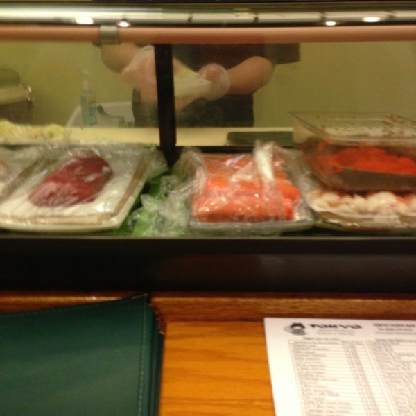 Foto diambil di Tokyo Japanese Steakhouse Seafood &amp; Sushi Bar oleh Jimmy C. pada 12/31/2012