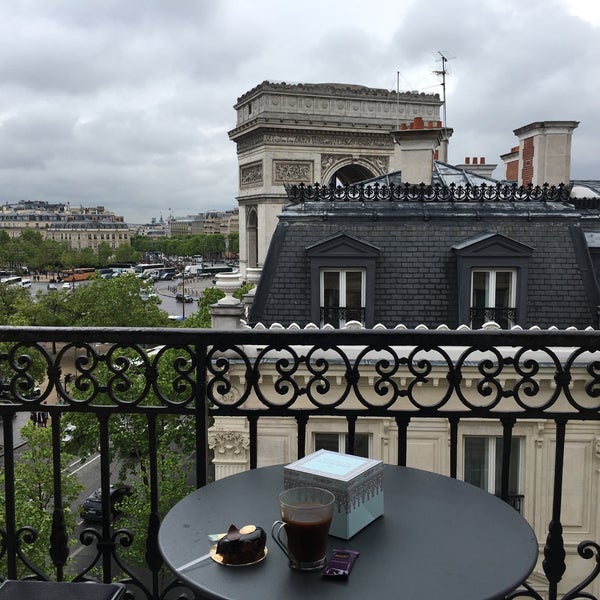 Photo taken at Hôtel Splendid Étoile by gé H. on 5/9/2019