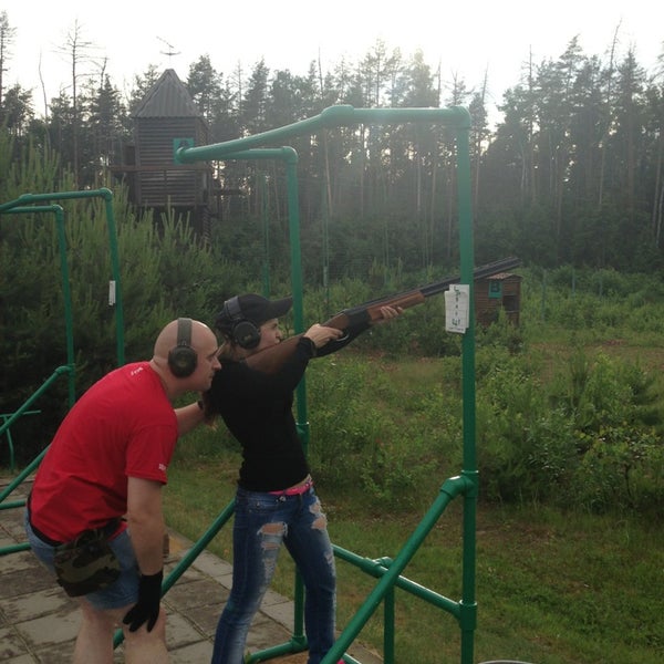 Бисерово-спортинг 300 метров. Стрелковый тир бисерово спортинг. Бисерово стрелковый. Бисерово-спортинг спортивно-охотничий комплекс. Бисерово стрелковый.