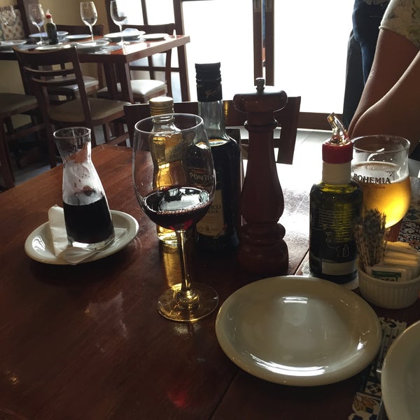 8/18/2015 tarihinde Eduard B.ziyaretçi tarafından Alfaia Restaurante'de çekilen fotoğraf